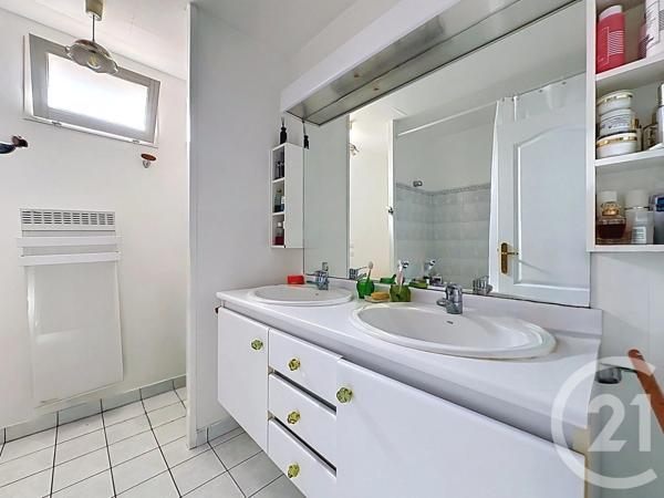 Maison à vendre  9 pièces - 218,14 m 2   THIAIS  - 94