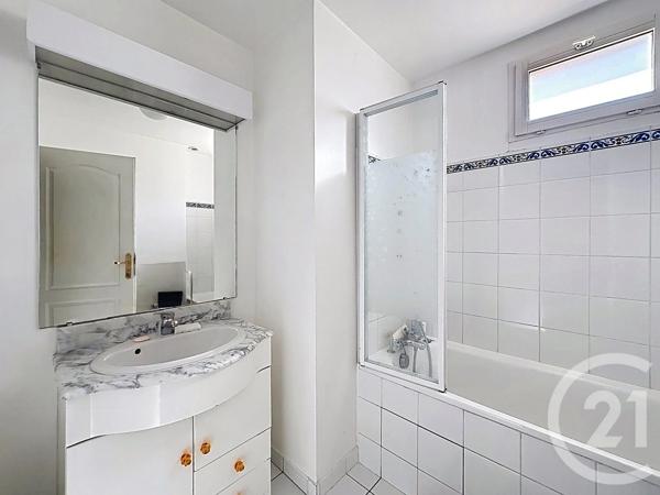 Maison à vendre  9 pièces - 218,14 m 2   THIAIS  - 94