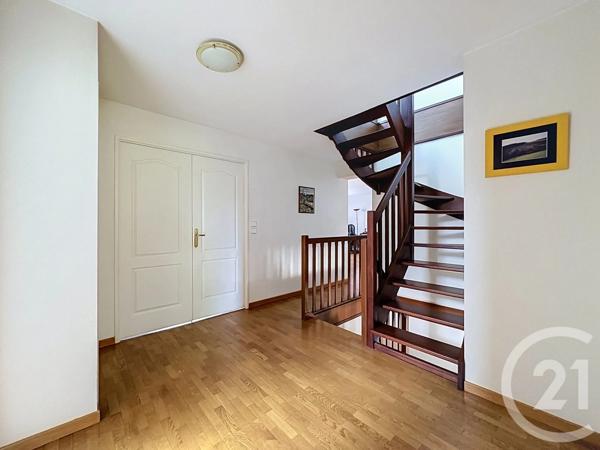 Maison à vendre  9 pièces - 218,14 m 2   THIAIS  - 94
