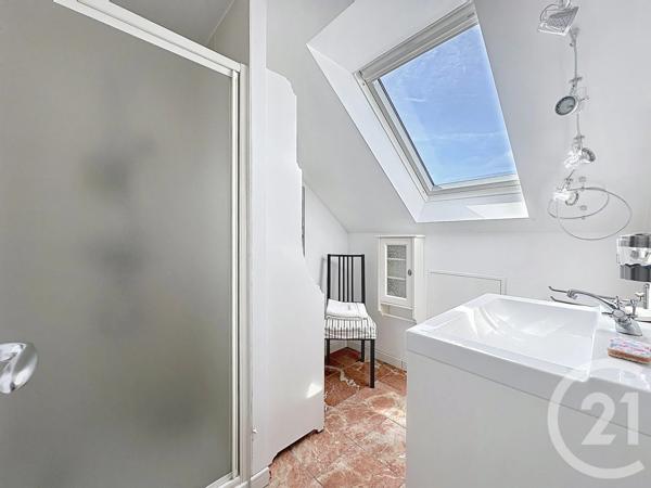 Maison à vendre  9 pièces - 218,14 m 2   THIAIS  - 94