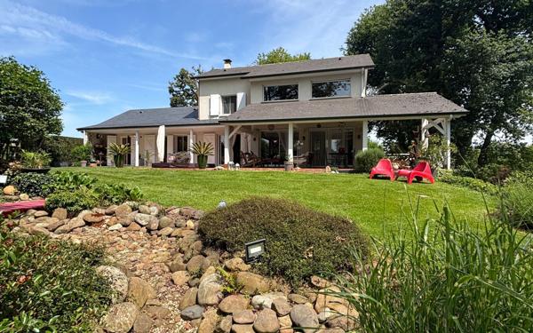 Maison à vendre    5 pièces •  Gabaston