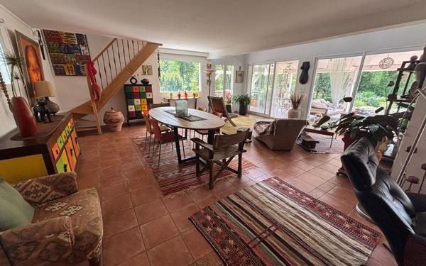 Maison à vendre    5 pièces •  Gabaston