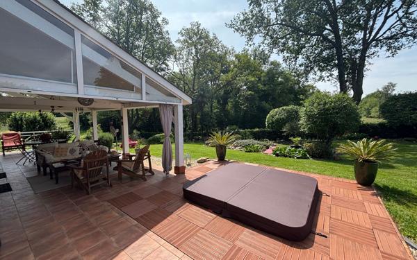 Maison à vendre    5 pièces •  Gabaston