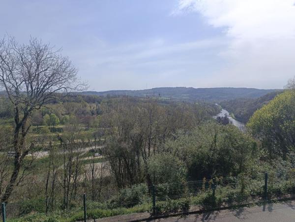 29520 Châteauneuf du Faou maison au calme avec vue 2 / 3 chambres
