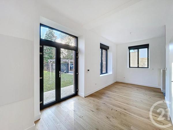 Maison à vendre  6 pièces - 132 m 2   CHARTRES  - 28
