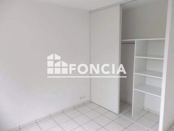 Location Appartement 2 pièces 43.25 m² - 72 CHEMIN GUILHEM Pau 64000