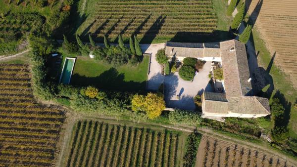 Uzès région : splendide mas du XVIIIe - du chic et du style à la campagne...potentiel exceptionnel pour un p Uzès (30700)