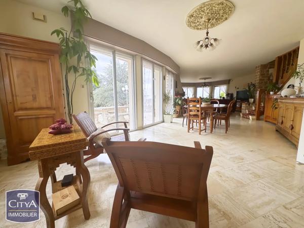 Maison à vendre 8 pièces 187m² Épernon (28230)