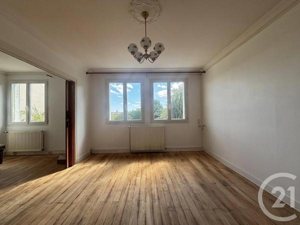 Maison à vendre  4 pièces - 65 m 2   CHARTRES  - 28