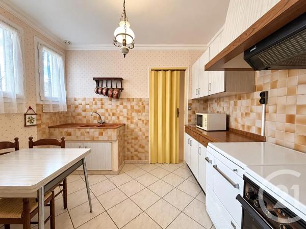 Maison à vendre  4 pièces - 65 m 2   CHARTRES  - 28