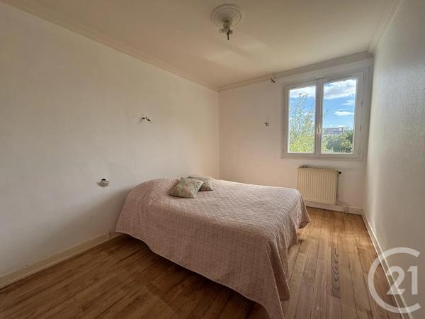 Maison à vendre  4 pièces - 65 m 2   CHARTRES  - 28