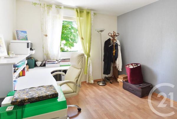 Appartement F4 à vendre  4 pièces - 74 m 2   MONTGERON  - 91
