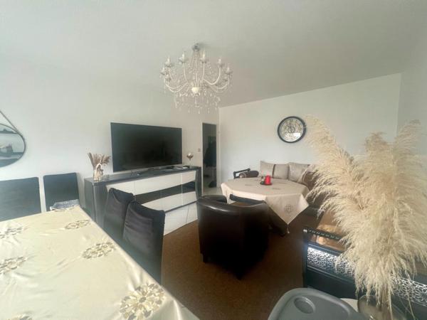 Appartement T4 – trois balcons  – Place de stationnement - Lormont