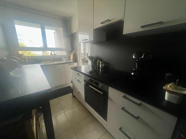 Appartement T4 – trois balcons  – Place de stationnement - Lormont