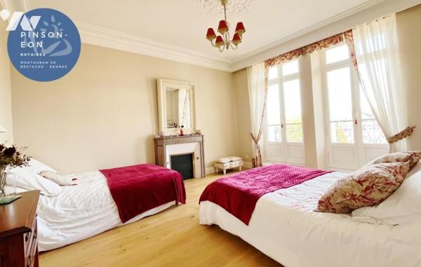 Montfort-sur-Meu – Centre-ville, à deux pas de la gare