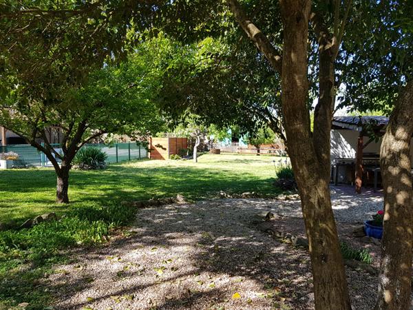 Propriété avec six gîtes, piscine et spa, axe Limoux/Carcassonne