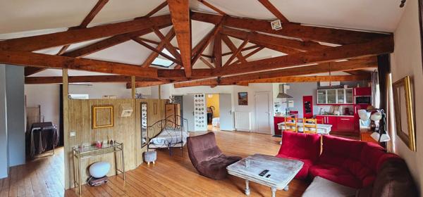 Propriété avec six gîtes, piscine et spa, axe Limoux/Carcassonne