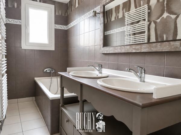 Maison 4 pièce(s) 3 chambre(s) 93 m²