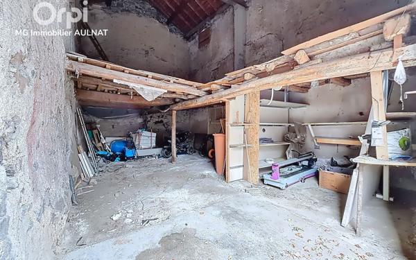 Maison à vendre    1 pièce •  Mozac