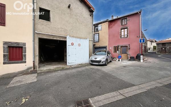 Maison à vendre    1 pièce •  Mozac