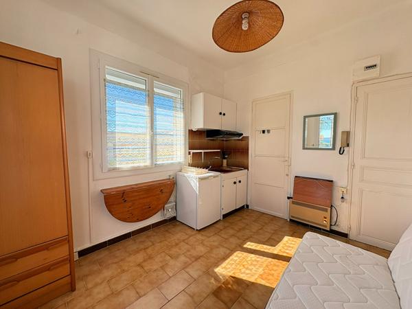Studio à louer en dernier étage avec vue mer à La Ciotat - Exclusivité NESTENN