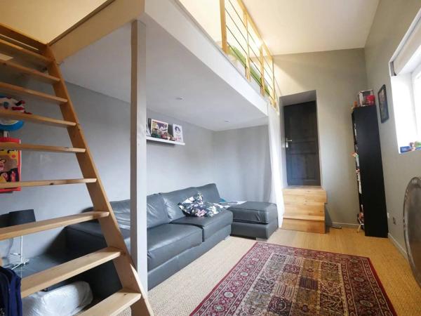 Vente immobilière : Immeuble à Aigrefeuille-d'Aunis  11 pièces 316 m² 562 000 €- Espace Immobilier.