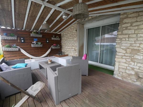 Vente immobilière : Immeuble à Aigrefeuille-d'Aunis  11 pièces 316 m² 562 000 €- Espace Immobilier.