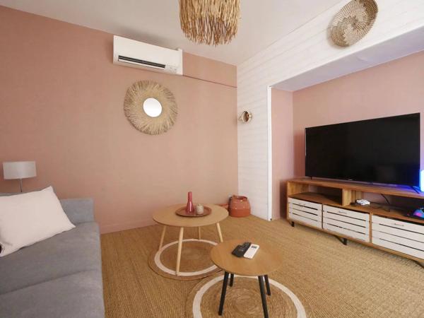 Vente immobilière : Immeuble à Aigrefeuille-d'Aunis  11 pièces 316 m² 562 000 €- Espace Immobilier.