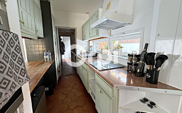 Immeuble à vendre    12 pièces • 350 m2 Béthune