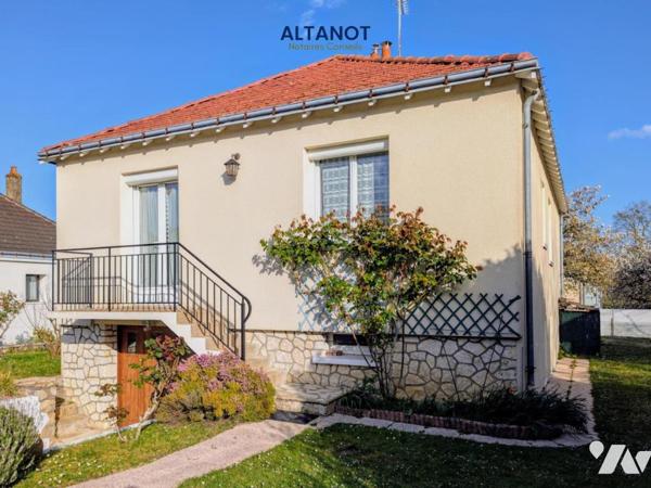Maison T5 - 3/4chambres - Sous-sol complet - Terrain 612m²