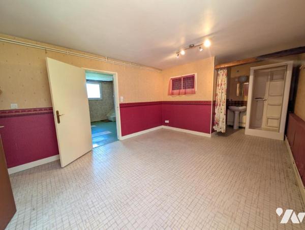 Maison T5 - 3/4chambres - Sous-sol complet - Terrain 612m²