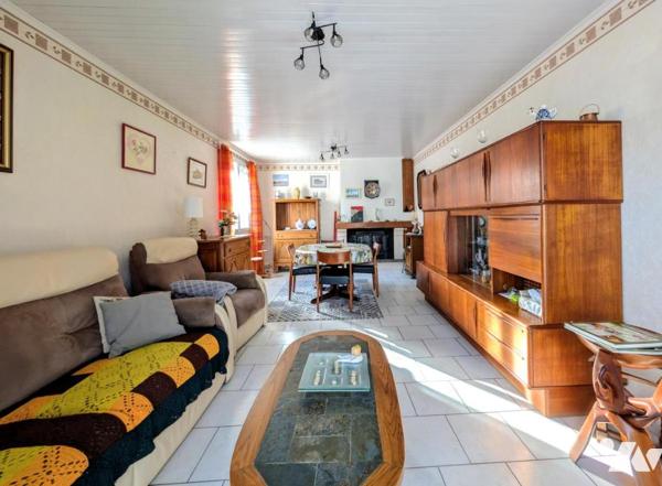 Maison T5 - 3/4chambres - Sous-sol complet - Terrain 612m²