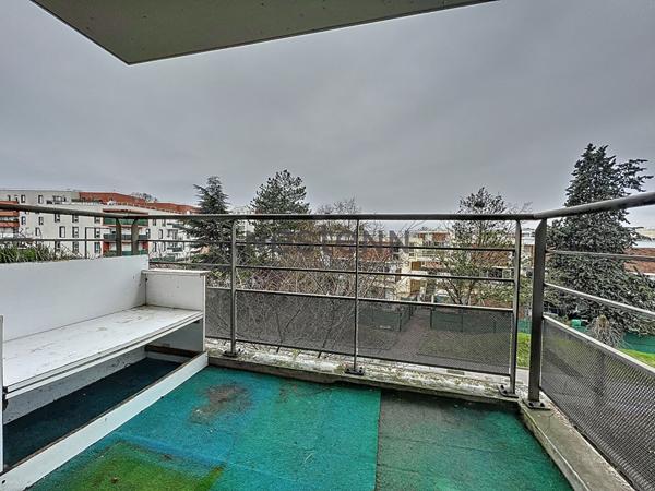 Appartement Valenton 2 pièce(s) 40.36 m2 avec balcon!