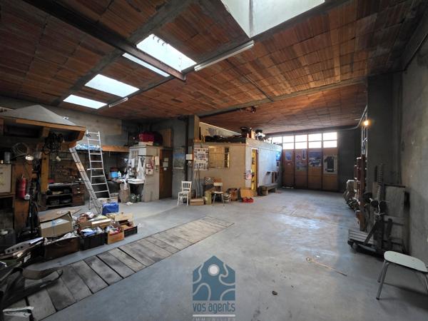 Maison 6 pièces avec terrasse, garage et atelier