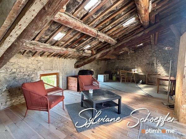 Grande maison de village avec beaucoup de cachet ! 190 m2 - 6 pièces