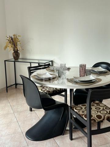 Appartement 2 pièces -Meublée -  DEVANT LES PONTS - 66m²