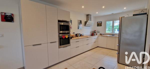 Maison à vendre 7 pièces 137 m² Blanquefort