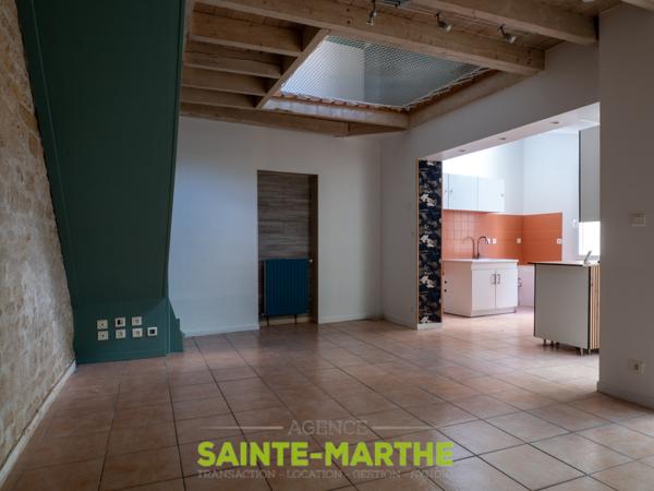 A LOUER - MAISON DE VILLE - NIORT Niort (79000)