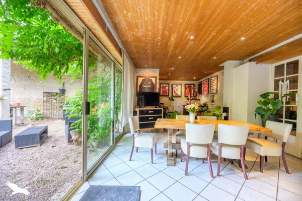 Maison à vendre 379 080 € Sainte-Soulle 5 p 196 m² DPE E
