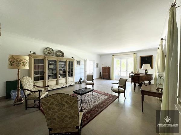 Vente Maison 11 pièces 318 m2 à Mably