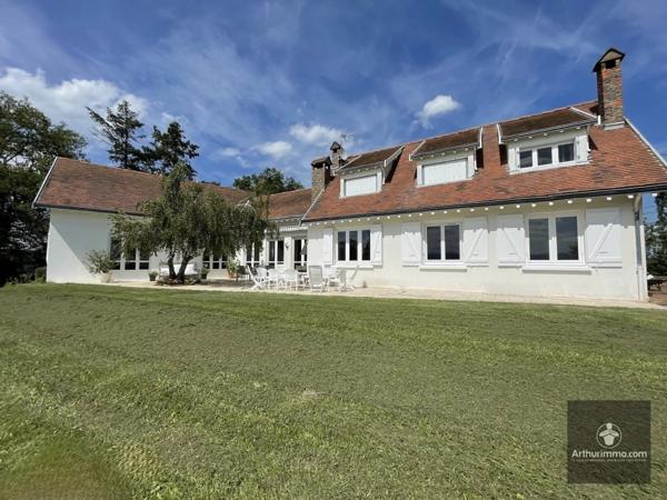 Vente Maison 11 pièces 318 m2 à Mably