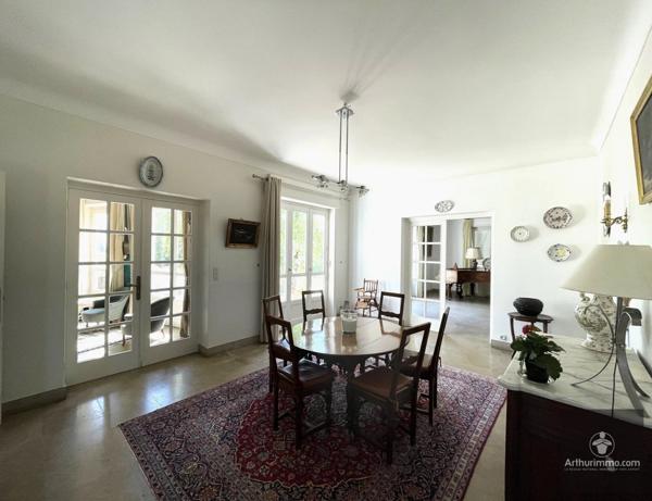 Vente Maison 11 pièces 318 m2 à Mably