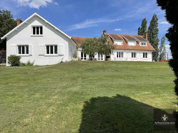 Vente Maison 11 pièces 318 m2 à Mably