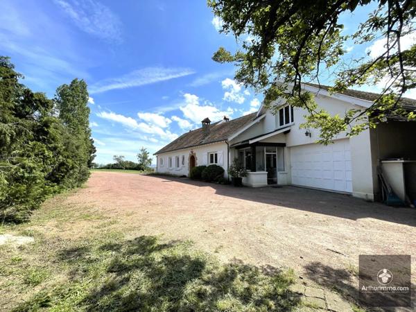 Vente Maison 11 pièces 318 m2 à Mably