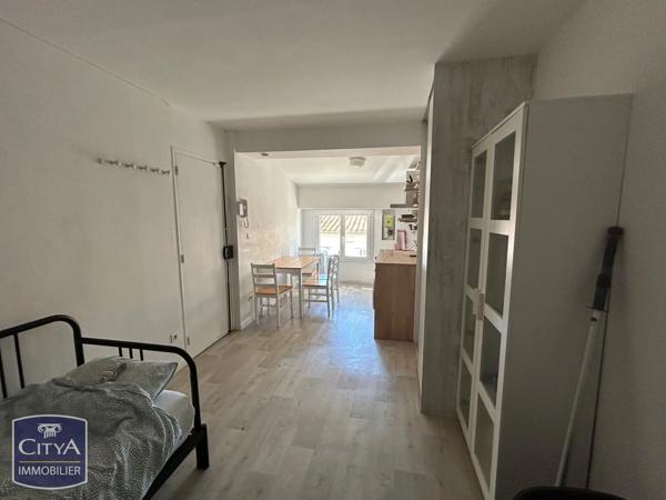 Appartement à vendre 2 pièces 29.75m² Sète (34200)