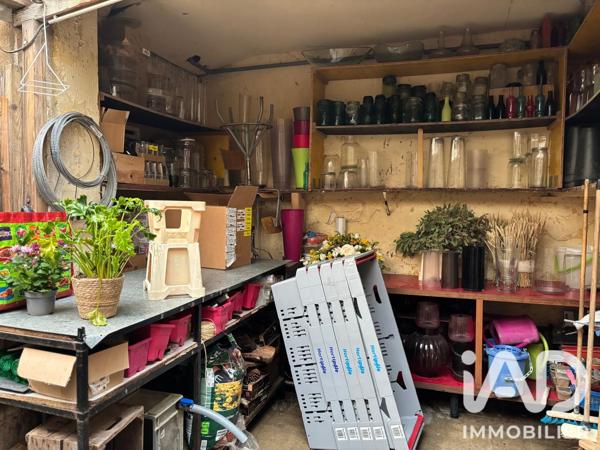Cadeaux, Fleurs​ à vendre 150 m² Rambouillet