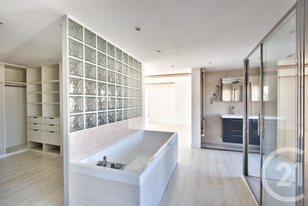 Appartement F5 à vendre  5 pièces - 213 m2 NICE - 06