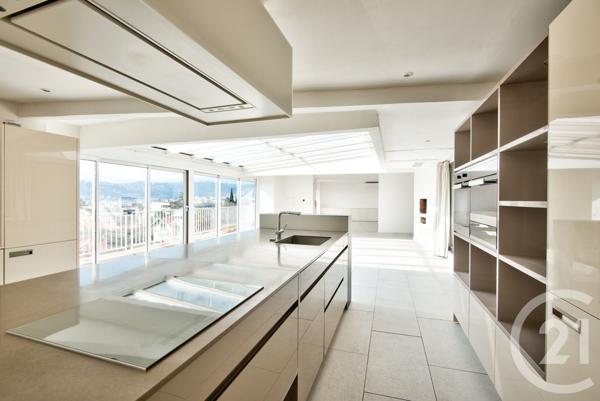 Appartement F5 à vendre  5 pièces - 213 m2 NICE - 06