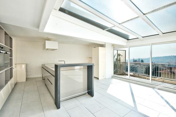 Appartement F5 à vendre  5 pièces - 213 m2 NICE - 06