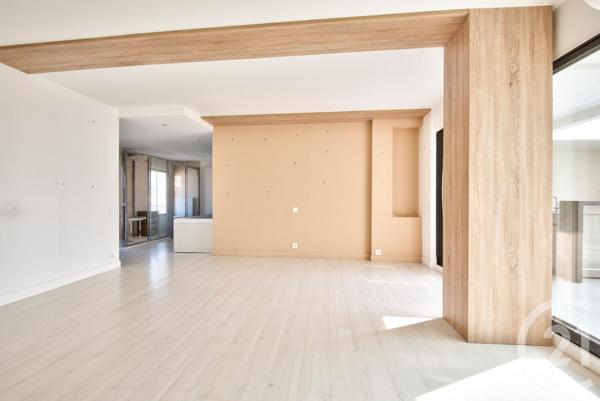 Appartement F5 à vendre  5 pièces - 213 m2 NICE - 06